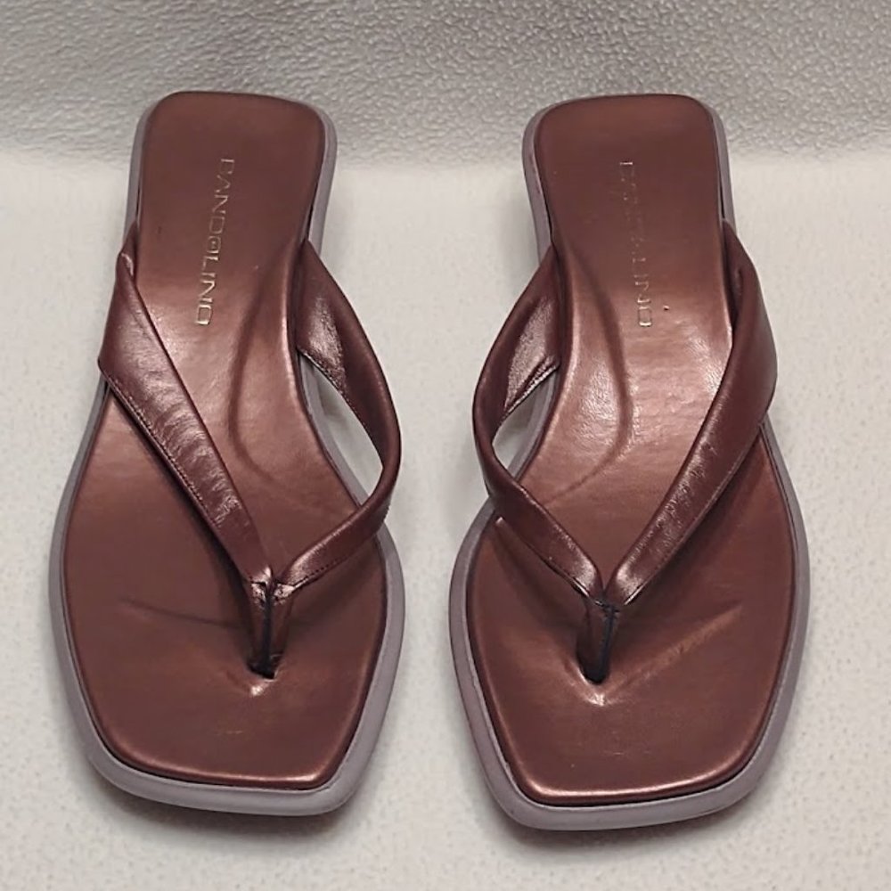 Bandolino Bronze Wedge Thong